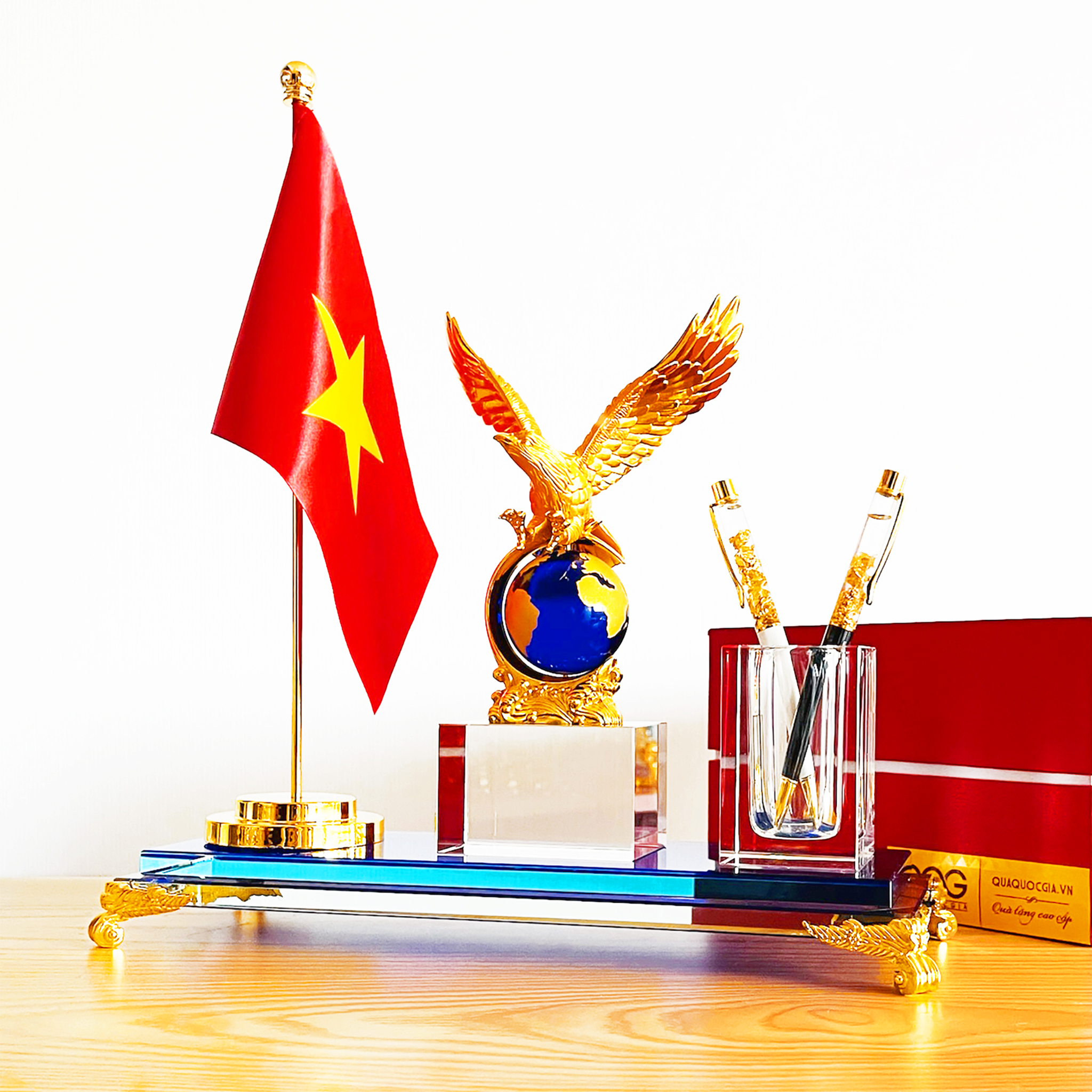 ĐỰNG BÚT DOANH NHÂN ĐẠI BÀNG TUNG CÁNH-DBCX02