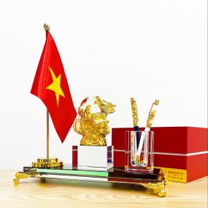 ĐỰNG BÚT DOANH NHÂN RỒNG VÀNG ĐỂ BÀN LÀM VIỆC-RV03CN
