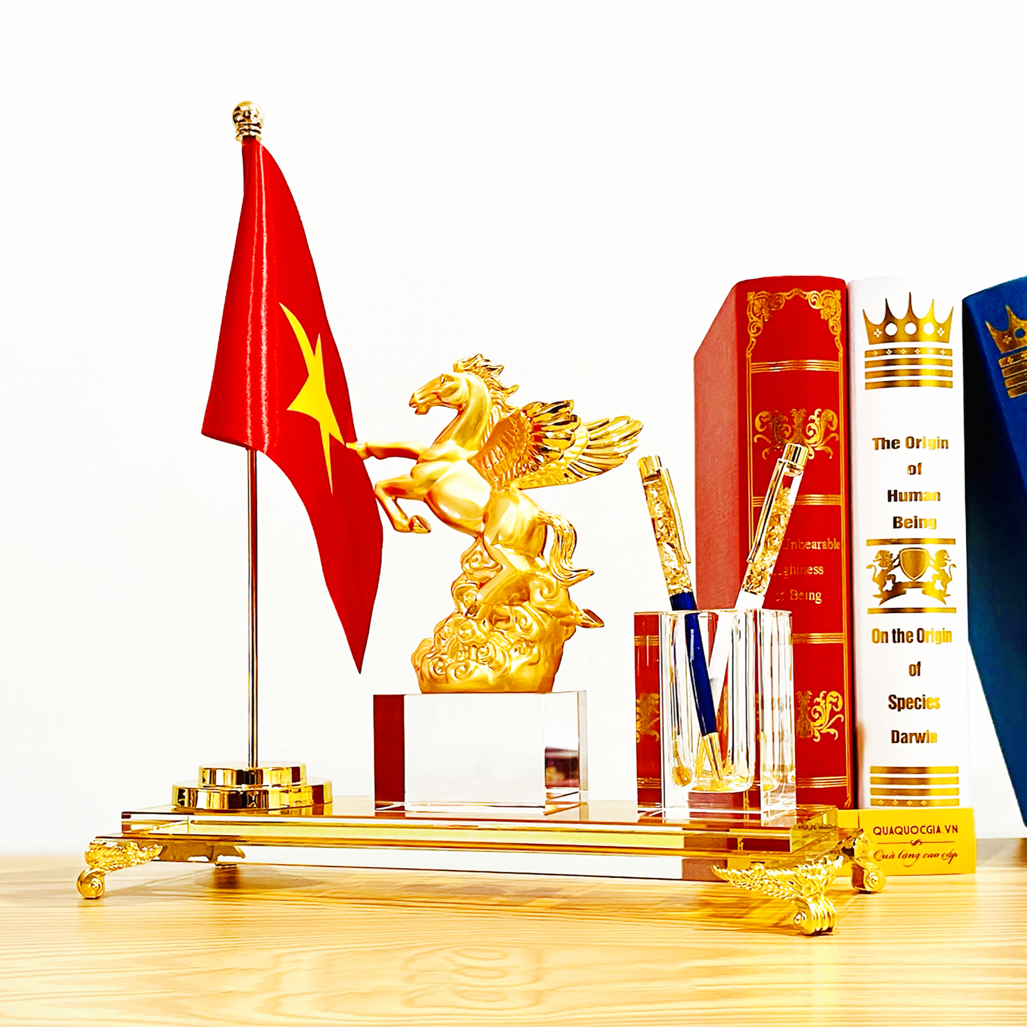 ĐỰNG BÚT ĐỂ BÀN MÃ ĐÁO THÀNH CÔNG-MD01CN