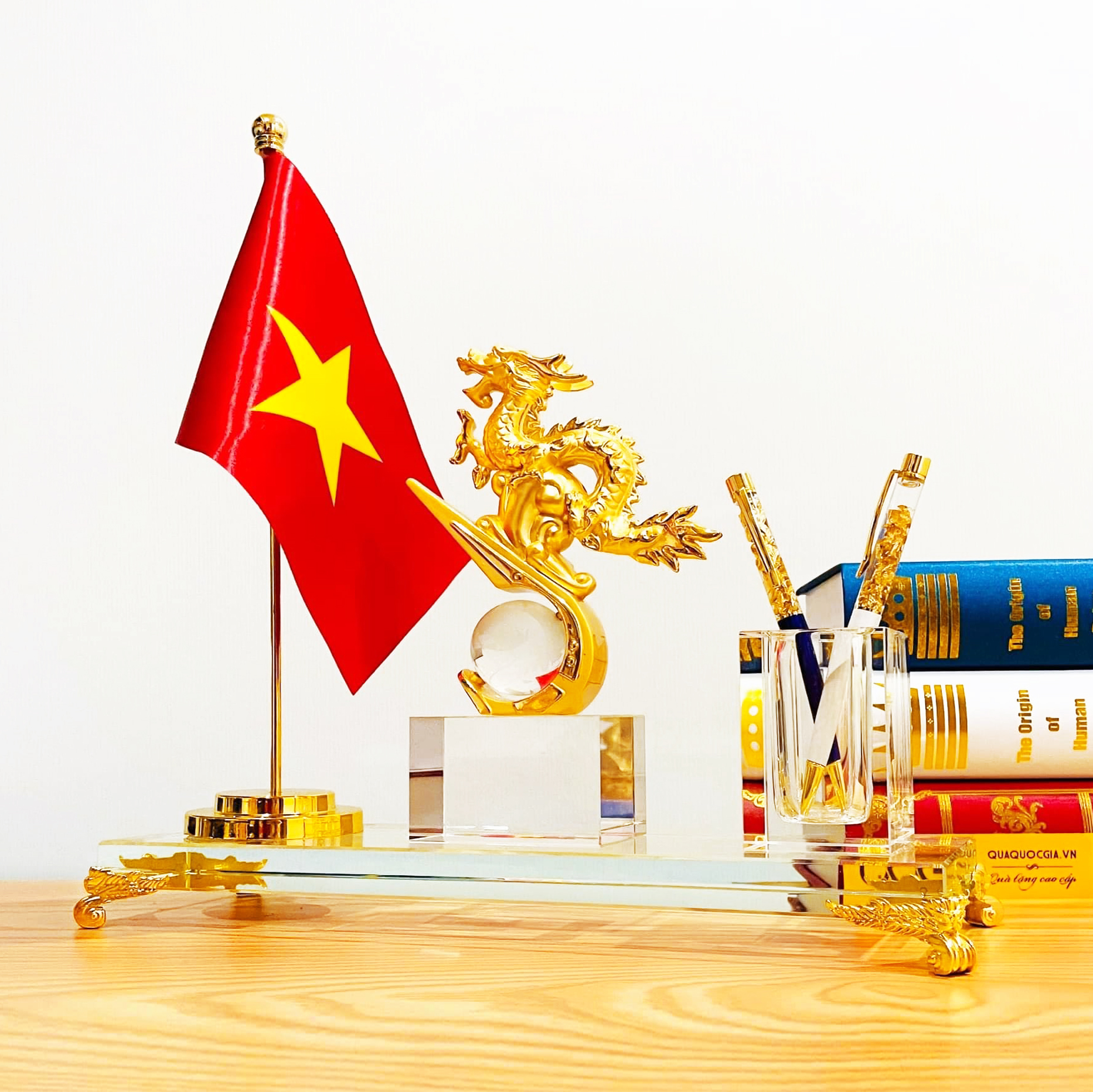 BỘ ĐỰNG BÚT DOANH NHÂN RỒNG VÀNG ĐỊA CẦU-RV01CT